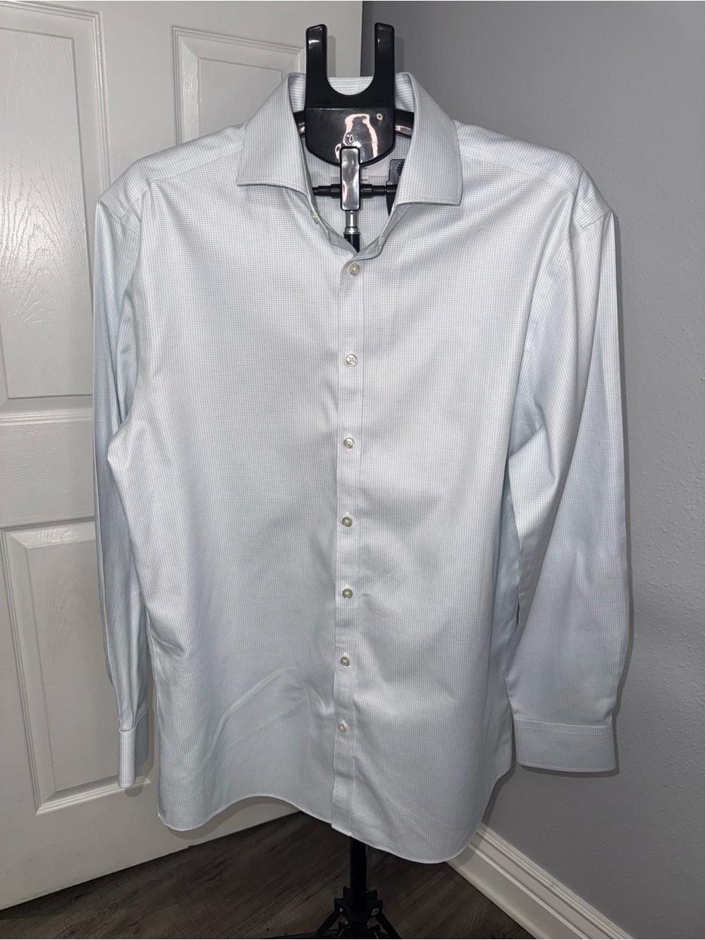 Charles Tyrwhitt Light Blue Textured Dress Shirt